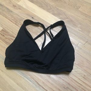 P’tula Veronica Sports Bra in Black